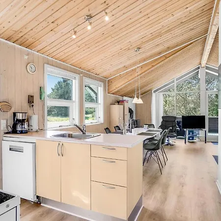 Nice Home In Blavand With Sauna * Blåvand