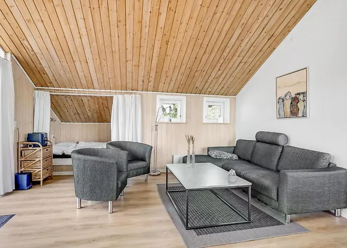 Gl Hovej X بيت للعطل *